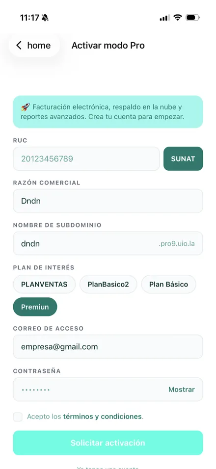 Formulario de activación del modo Pro con RUC, razón social, subdominio y plan